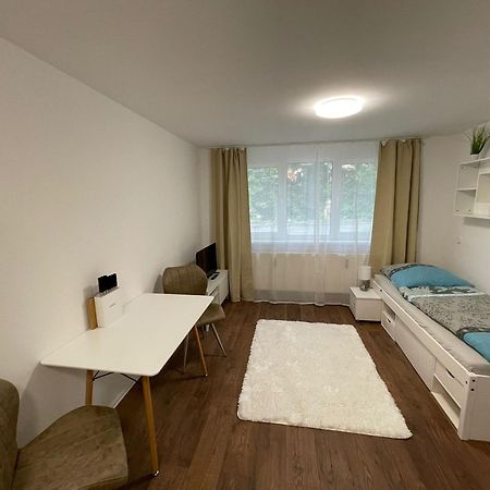 Mikra Homes24 In Glauchau Εξωτερικό φωτογραφία